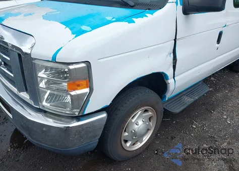 2013 Ford E-150 Xlt z USA, uszkodzony, nr VIN 1FMNE1BW0DDB18185